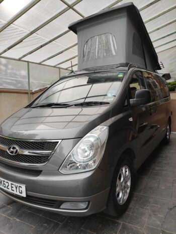 Hyundai i800