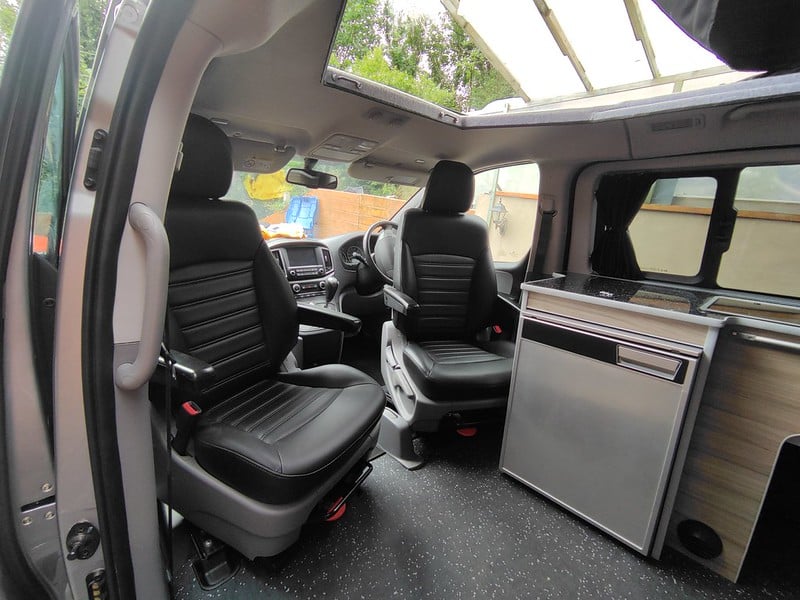 Swivel Seat